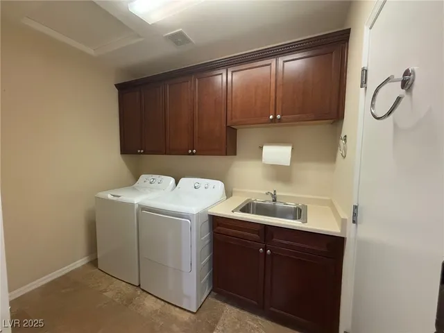 $4,800 | 25 Holston Hills Road, Henderson, NV 89052