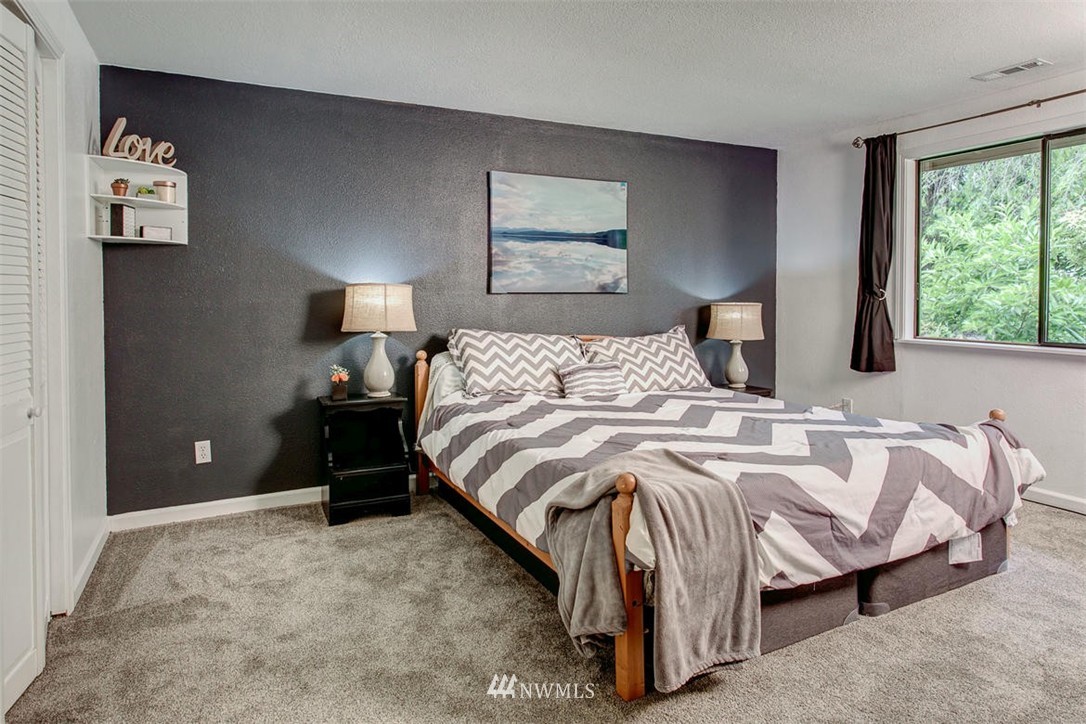 22 South Bellflower Road Bothell, WA 98012 - Photo 14 of 25