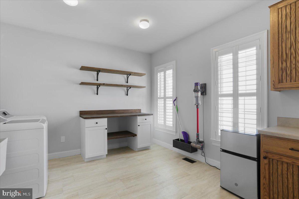 13100 St Paul Road Clear Spring, MD 21722 - Photo 28 of 101 Laundry