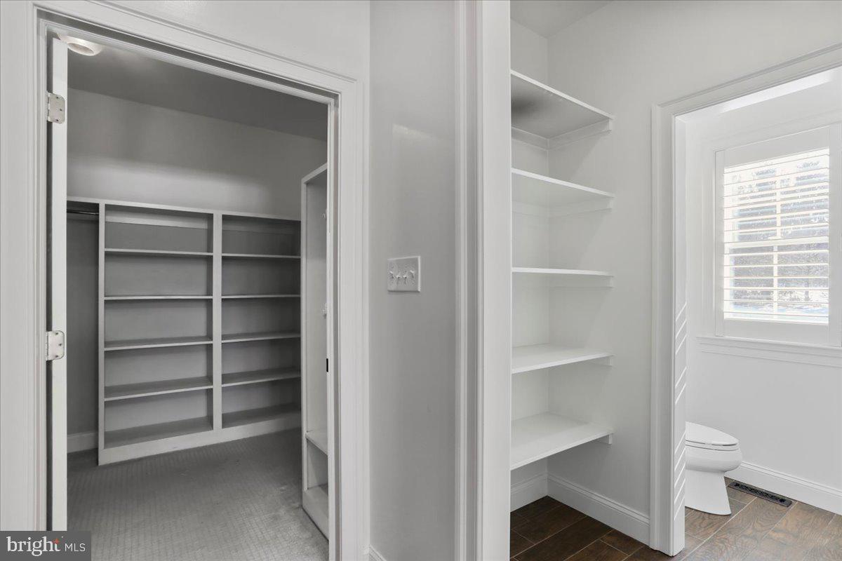 13100 St Paul Road Clear Spring, MD 21722 - Photo 39 of 101 Walk-in closet