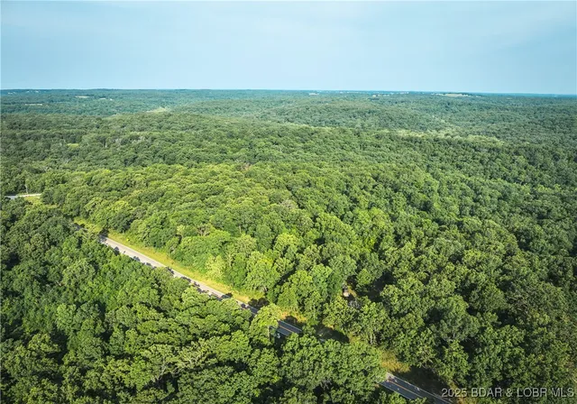 $130,950 | 3 State Road, Edwards, MO 65326