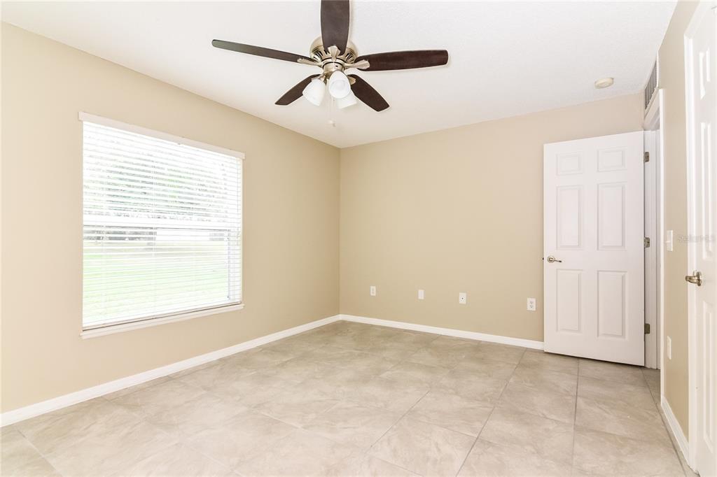 2037 Whispering Trails Boulevard Winter Haven, FL 33884 - Photo 11 of 15