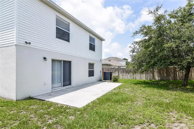 $1,945 | 2037 Whispering Trails Boulevard, Winter Haven, FL 33884