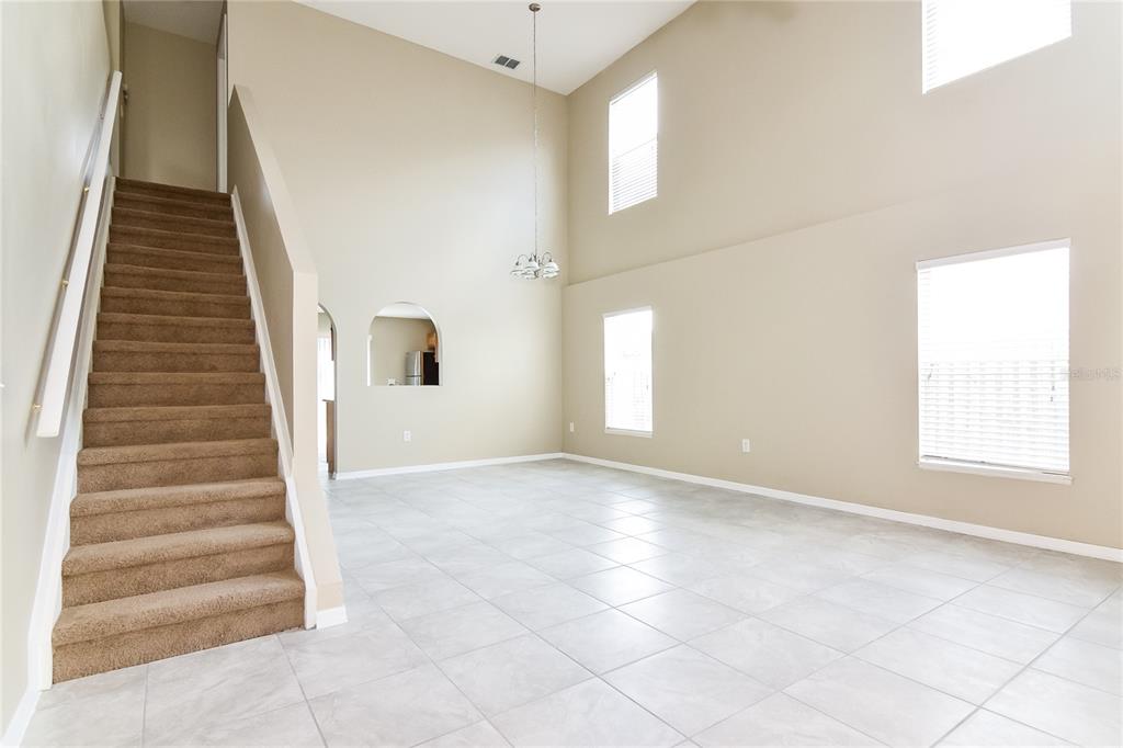 2037 Whispering Trails Boulevard Winter Haven, FL 33884 - Photo 4 of 15