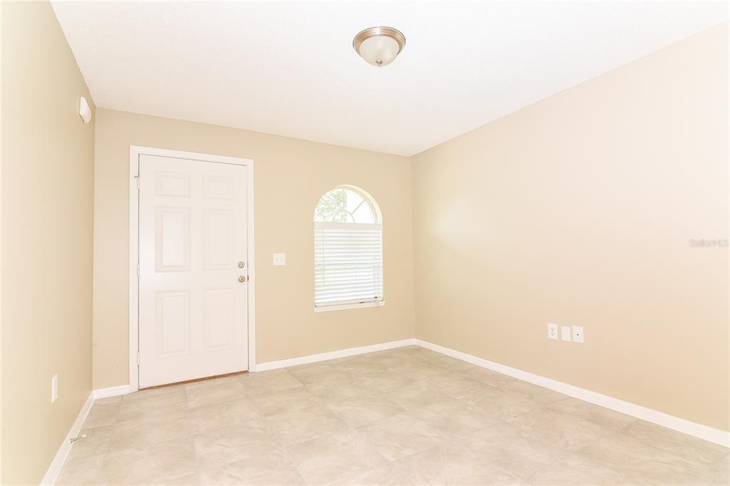 2037 Whispering Trails Boulevard Winter Haven, FL 33884 - Photo 5 of 15