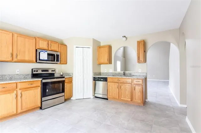 $1,945 | 2037 Whispering Trails Boulevard, Winter Haven, FL 33884