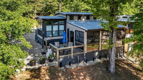 $299,000 | 604 North Fleetwood Lane, Fair Play, SC 29643