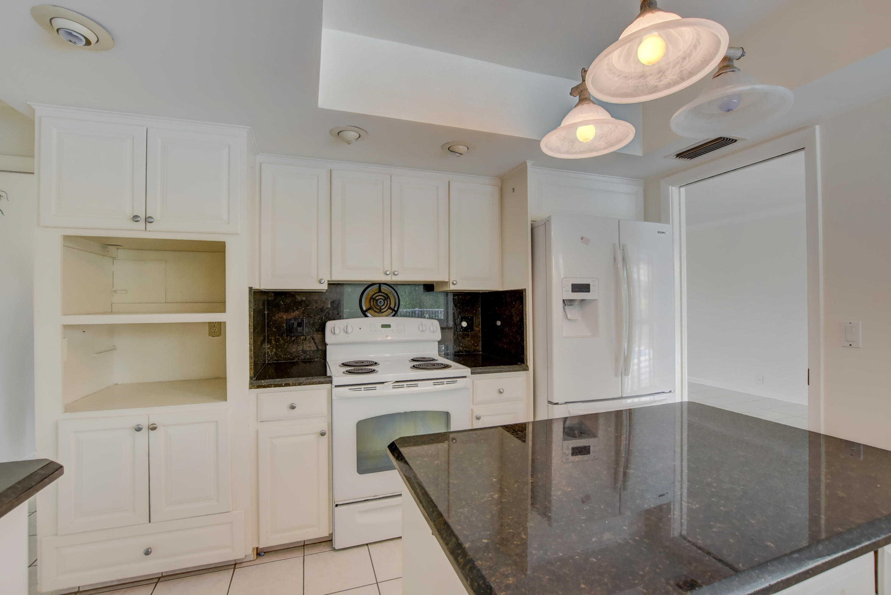 1368 Southwest 12th Street Boca Raton, FL 33486 - Photo 13 of 36 HM 1368 SW 12th St-15