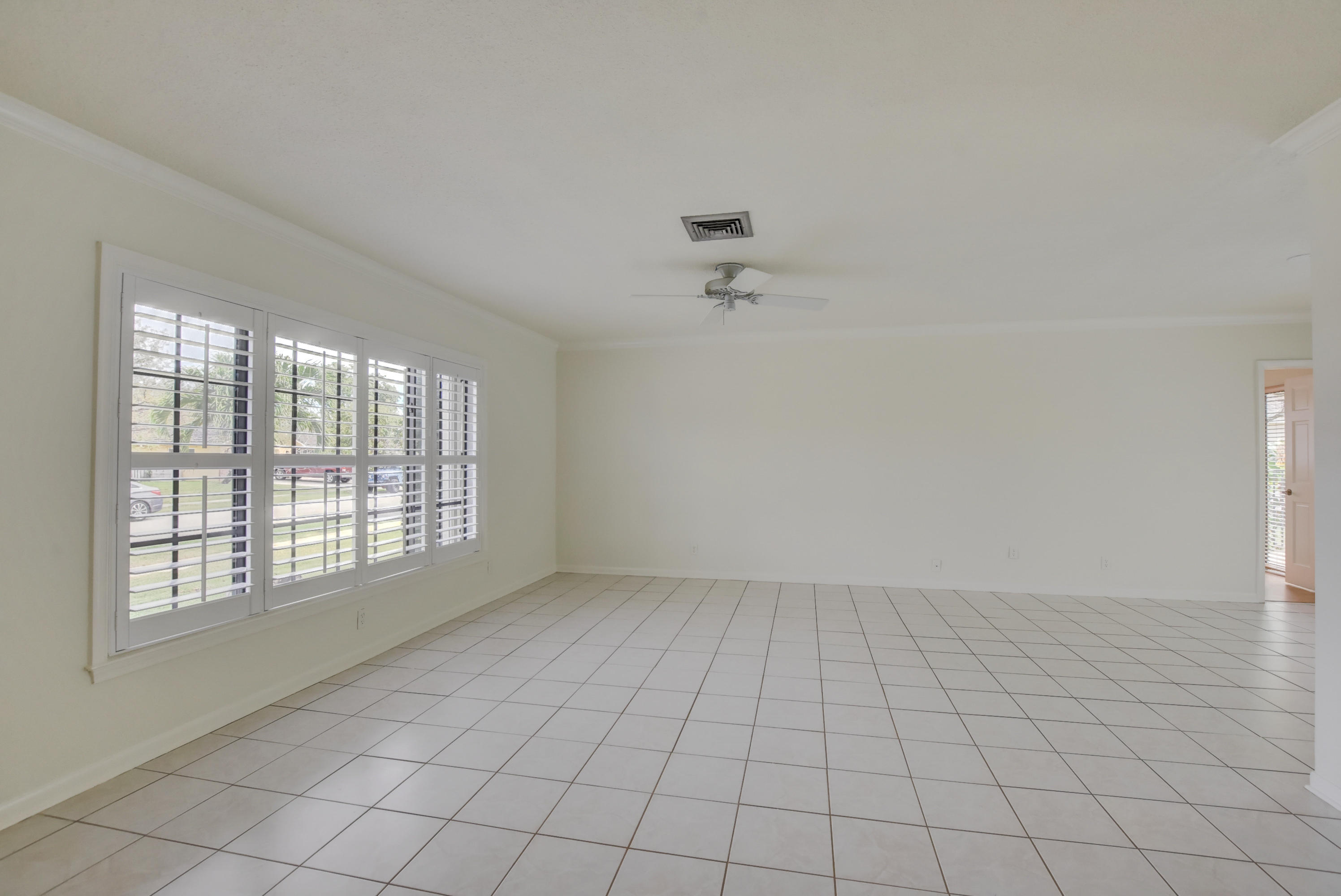 1368 Southwest 12th Street Boca Raton, FL 33486 - Photo 4 of 36 HM 1368 SW 12th St-6