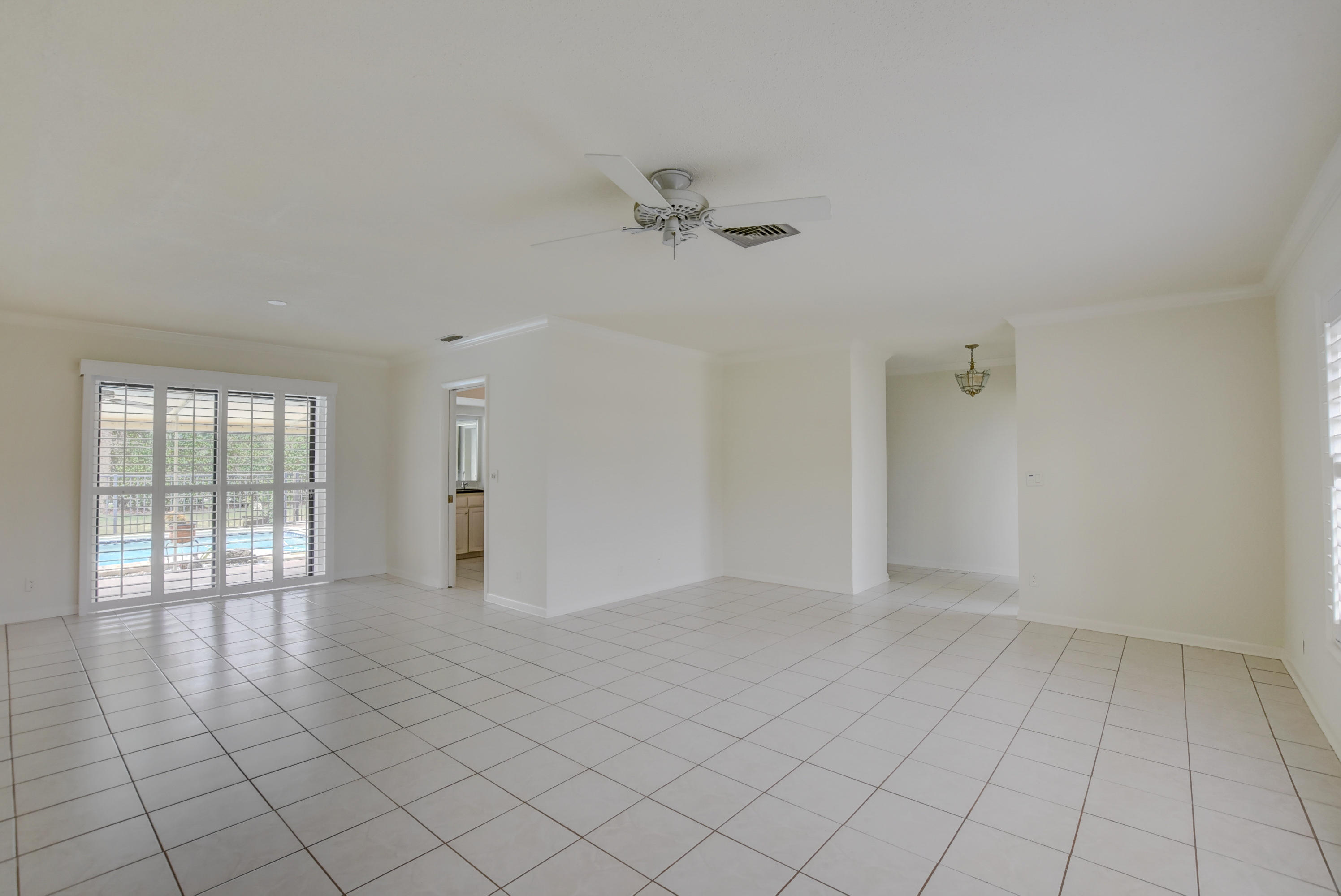 1368 Southwest 12th Street Boca Raton, FL 33486 - Photo 6 of 36 HM 1368 SW 12th St-8