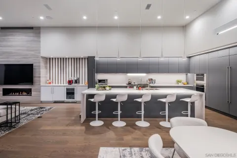 $5,495,000 | 2035 Evergreen Street, San Diego, CA 92106