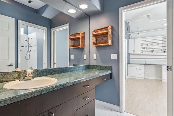 $900,000 | 4408 Calm Water Court, Orlando, FL 32817