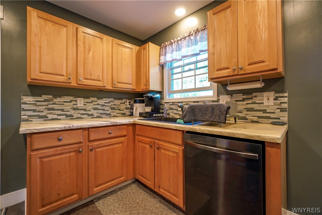 6138 Versailles Plank Road Lake View, NY 14085 - Photo 20 of 50 Plenty of counter