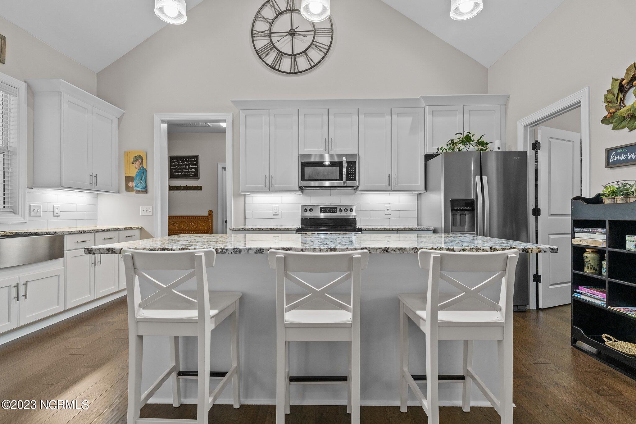 7000 Nc-22 Carthage, NC 28327 - Photo 11 of 35 Kitchen