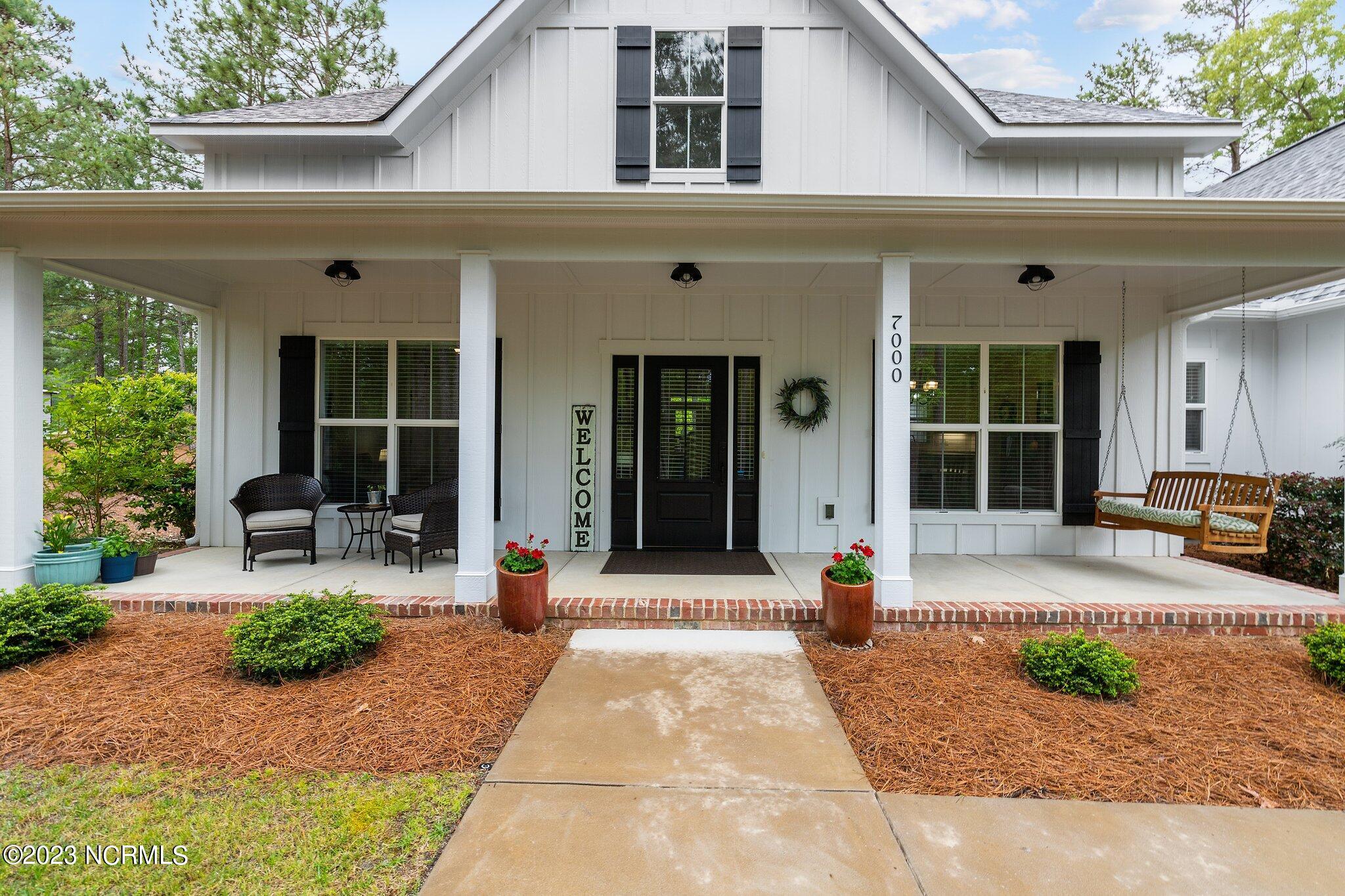 7000 Nc-22 Carthage, NC 28327 - Photo 4 of 35 Inviting Front Porch
