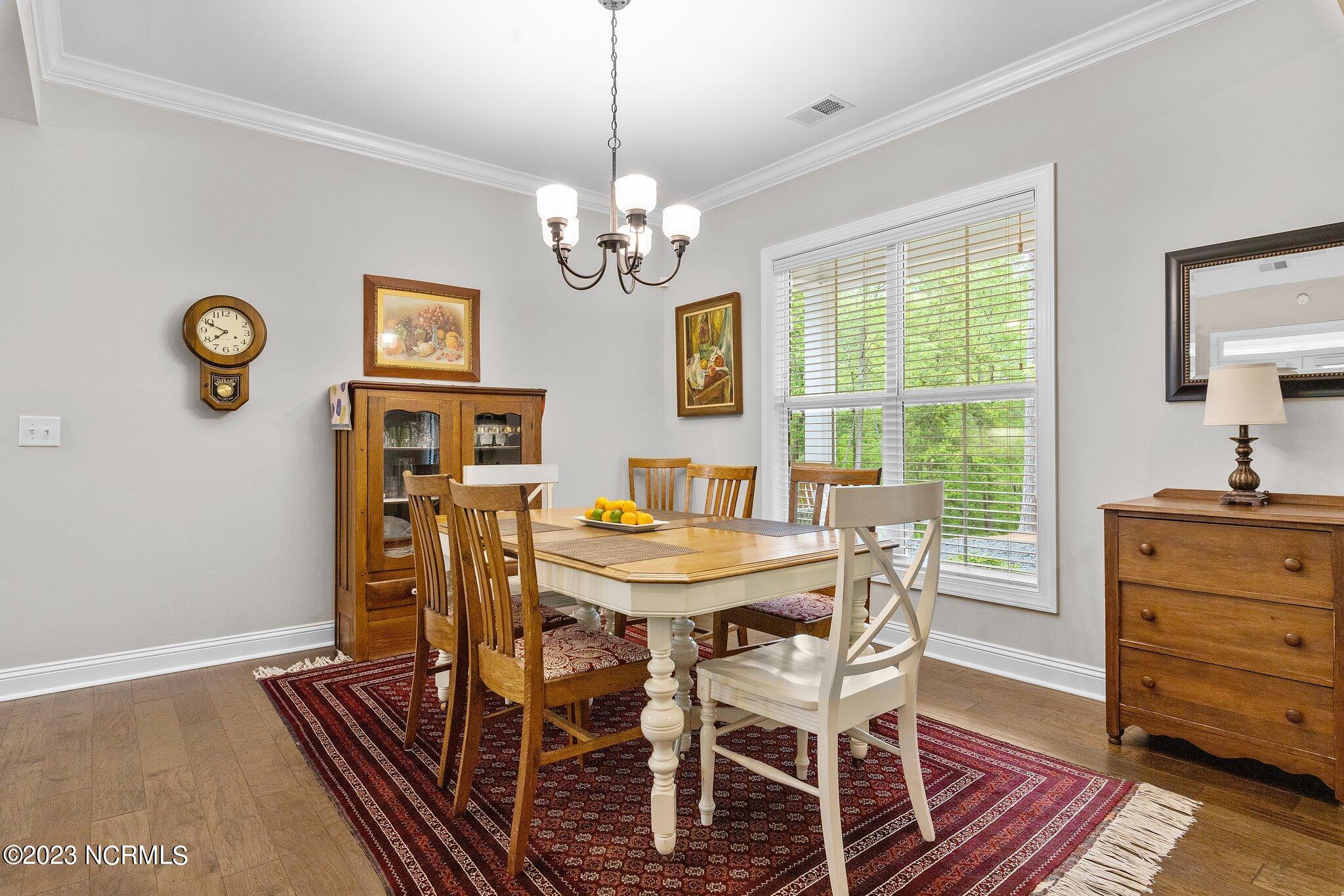 7000 Nc-22 Carthage, NC 28327 - Photo 6 of 35 Dining