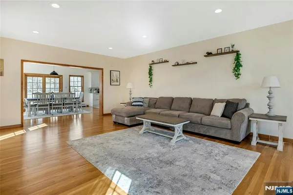 $1,149,000 | 40 Horseneck Road, Montville, NJ 07045