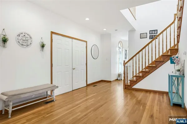$1,149,000 | 40 Horseneck Road, Montville, NJ 07045