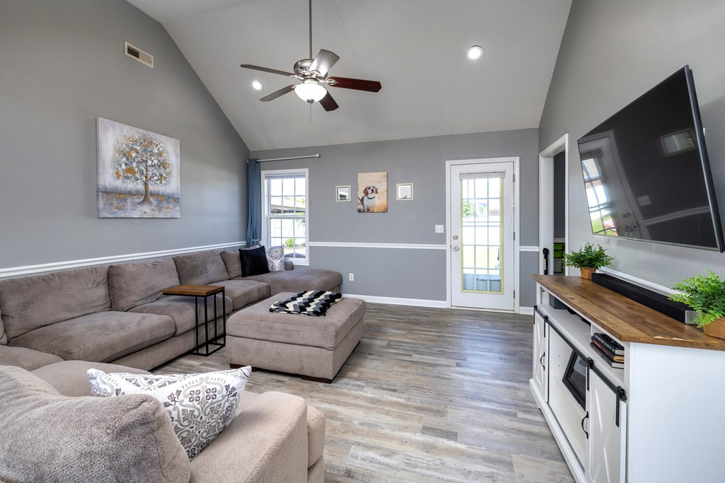 70 Annapolis Way Sumter, SC 29154 - Photo 9 of 39 Gallery Image 9