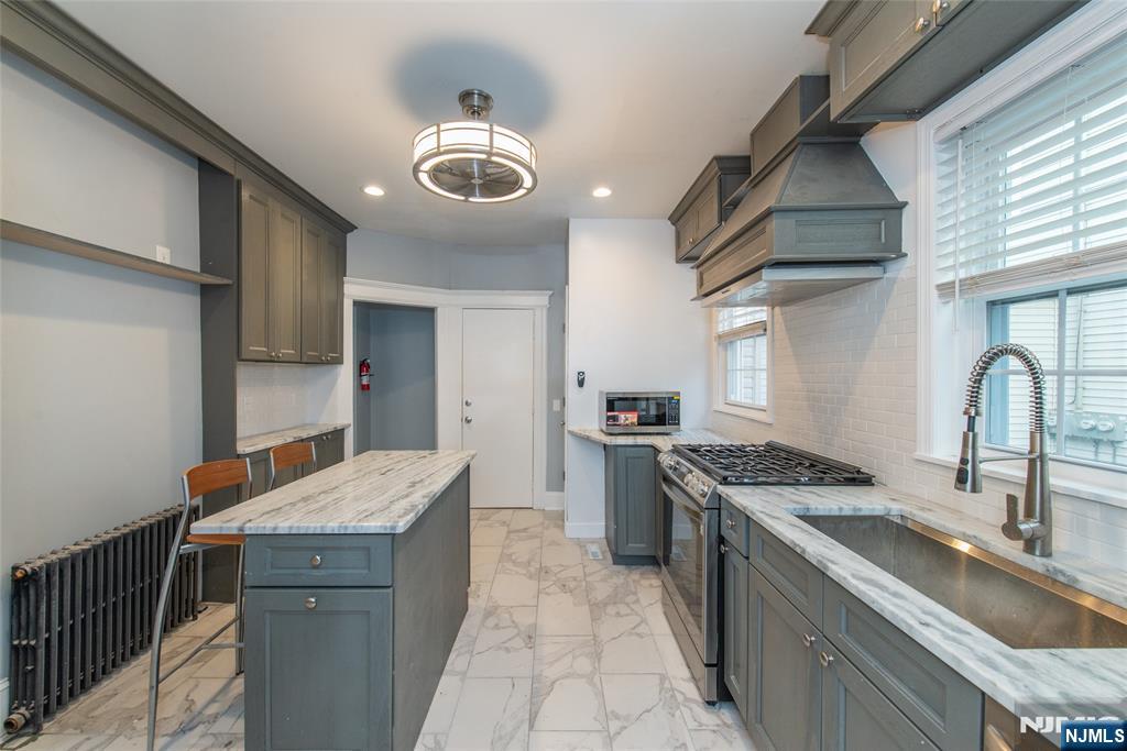 14 Grove Terrace Montclair, NJ 07042 - Photo 26 of 37