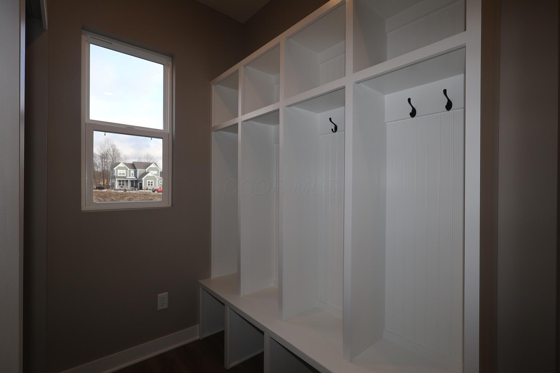 301 Reign Way Pataskala, OH 43062 - Photo 11 of 24 Mud Room