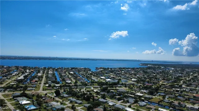$745,000 | 5168 Sunnybrook Court, Cape Coral, FL 33904