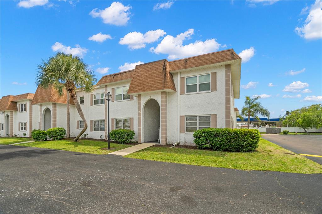 361 South McMullen Booth Road, Unit 112 Clearwater, FL 33759 - Photo 1 of 1