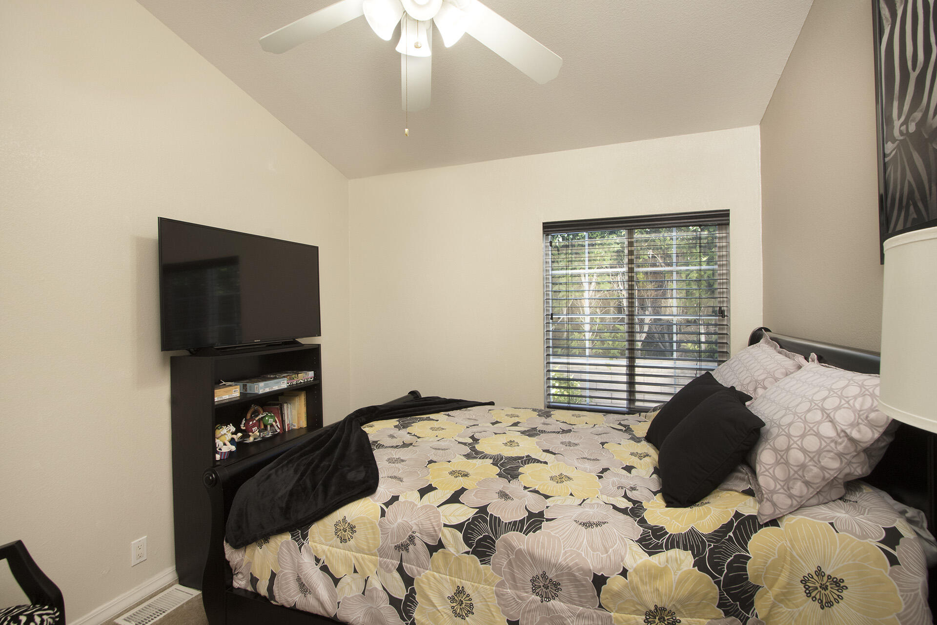 74651 Sweetwell Road Thousand Palms, CA 92276 - Photo 23 of 40 4Z6A8078 web