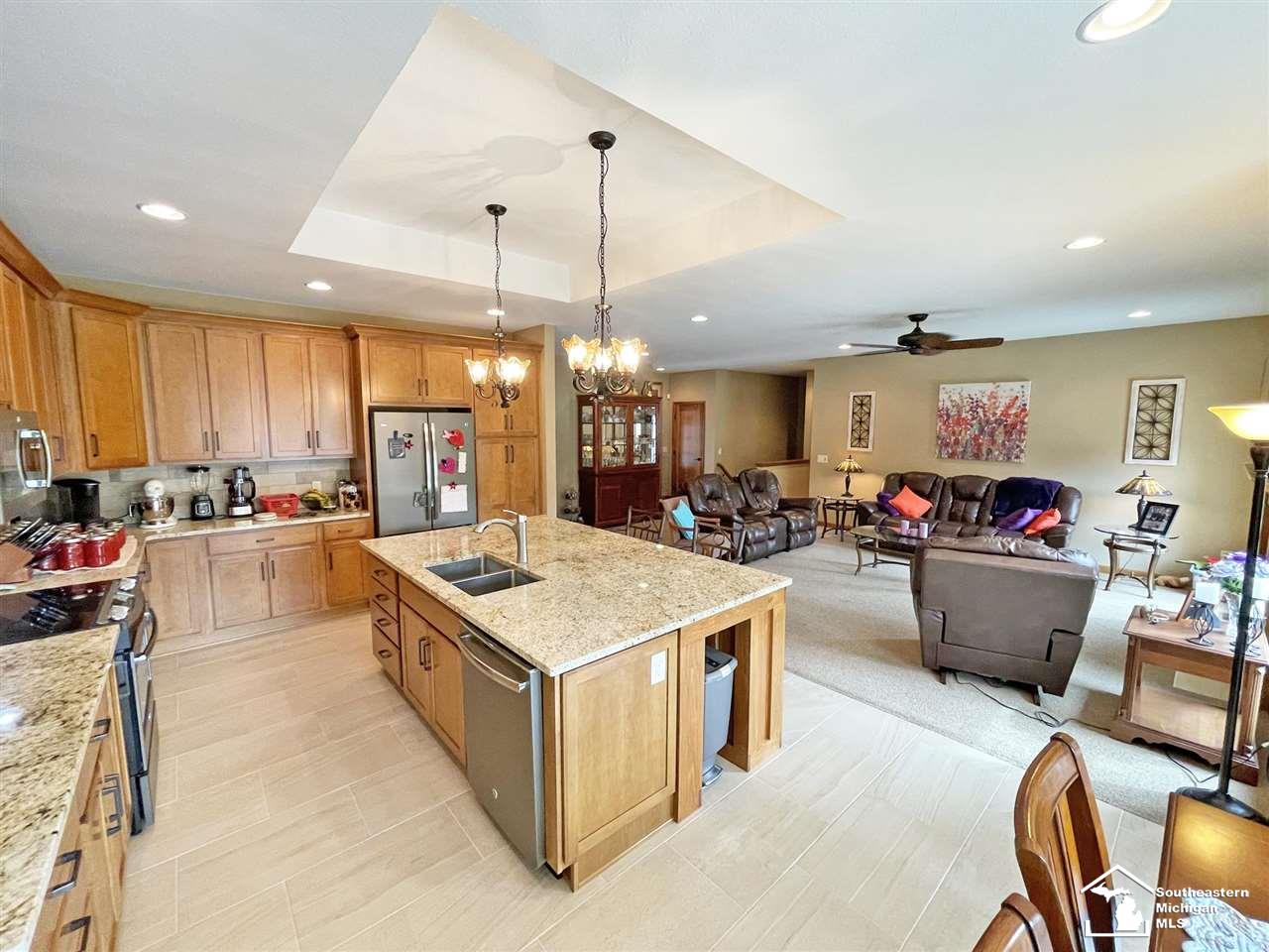 601 West Dean Road Temperance, MI 48182 - Photo 17 of 38 50201477-617A4A2F-6739-46E9-A381-94786236E809.JPG