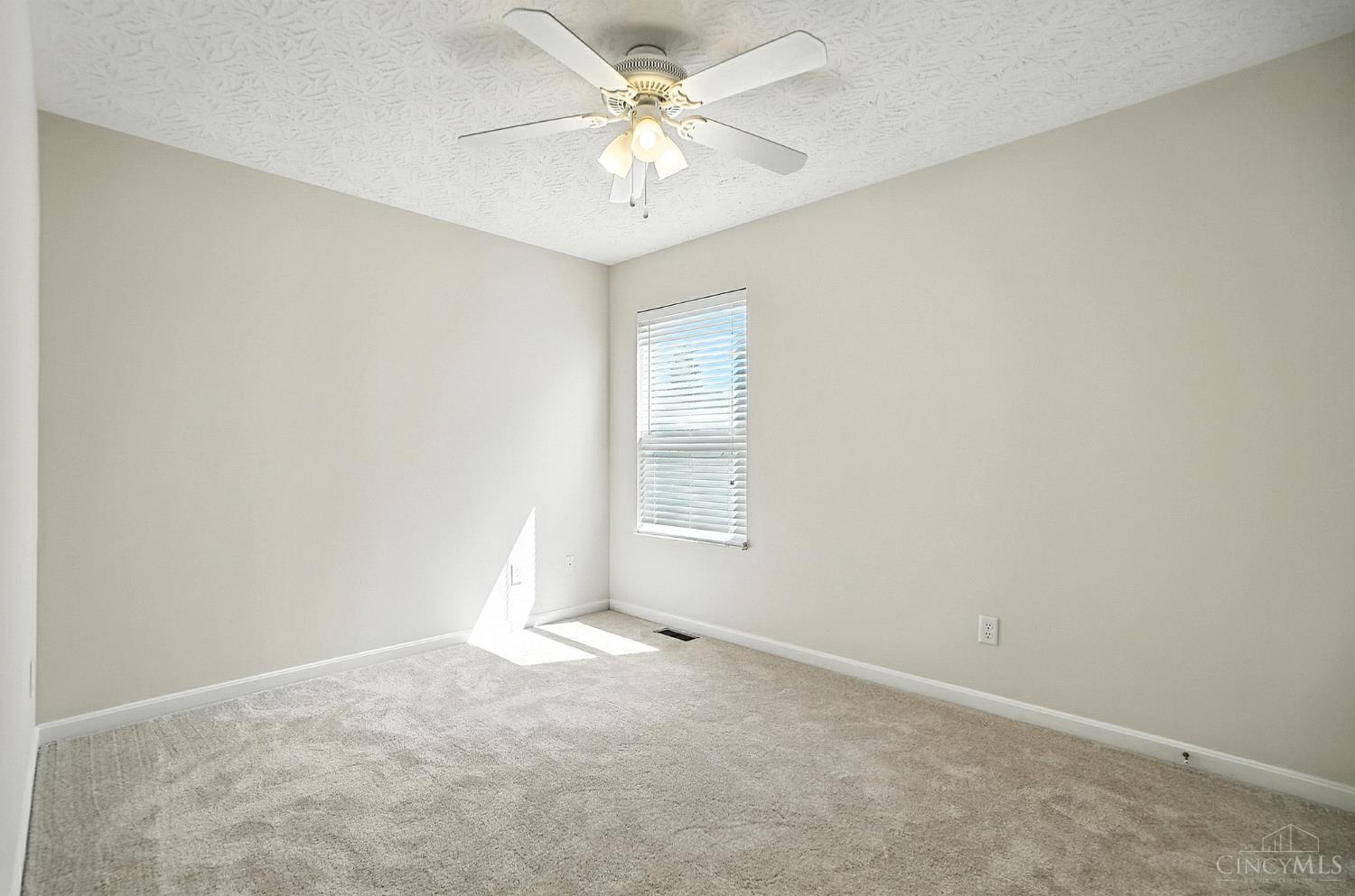 2139 Castle Pines Court Hamilton, OH 45013 - Photo 21 of 41