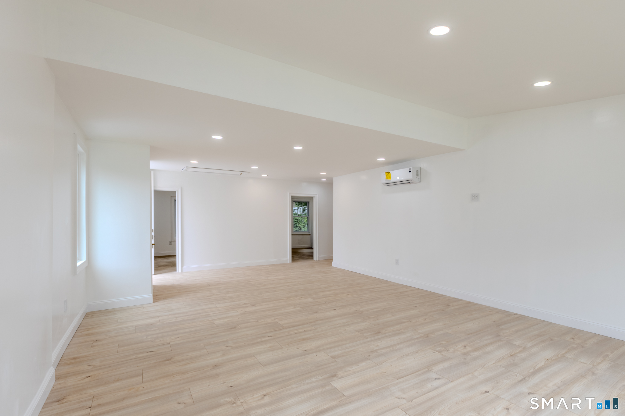 280 Shore Road Old Lyme, CT 06371 - Photo 7 of 35 Gallery Image 7