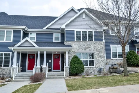 $369,000 | 1707 Autumn Lake Parkway, Madison, WI 53718