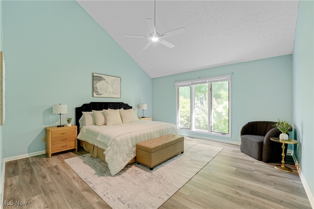 6260 Coldstream Road Highland Heights, OH 44143 - Photo 19 of 44 1st floor primary suite with an updated glamour bath and large walk-in closet