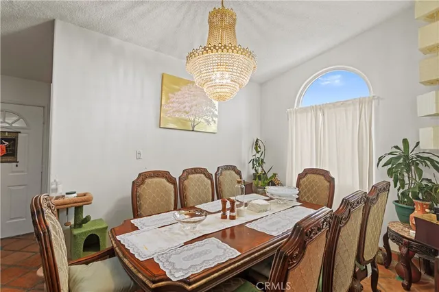 $800,000 | 14263 Hubbard Street, Sylmar, CA 91342