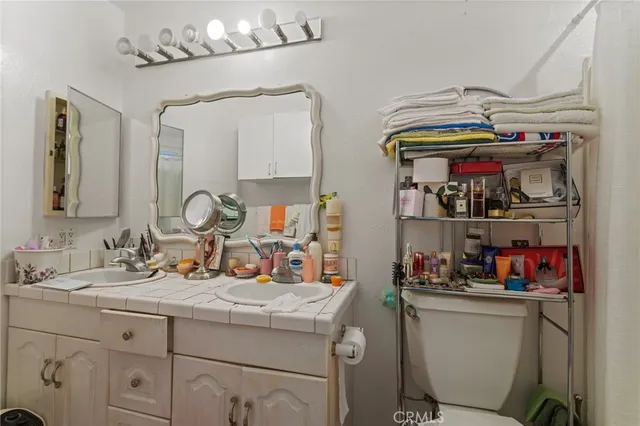 $800,000 | 14263 Hubbard Street, Sylmar, CA 91342