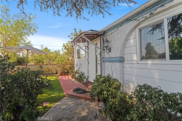 $800,000 | 14263 Hubbard Street, Sylmar, CA 91342