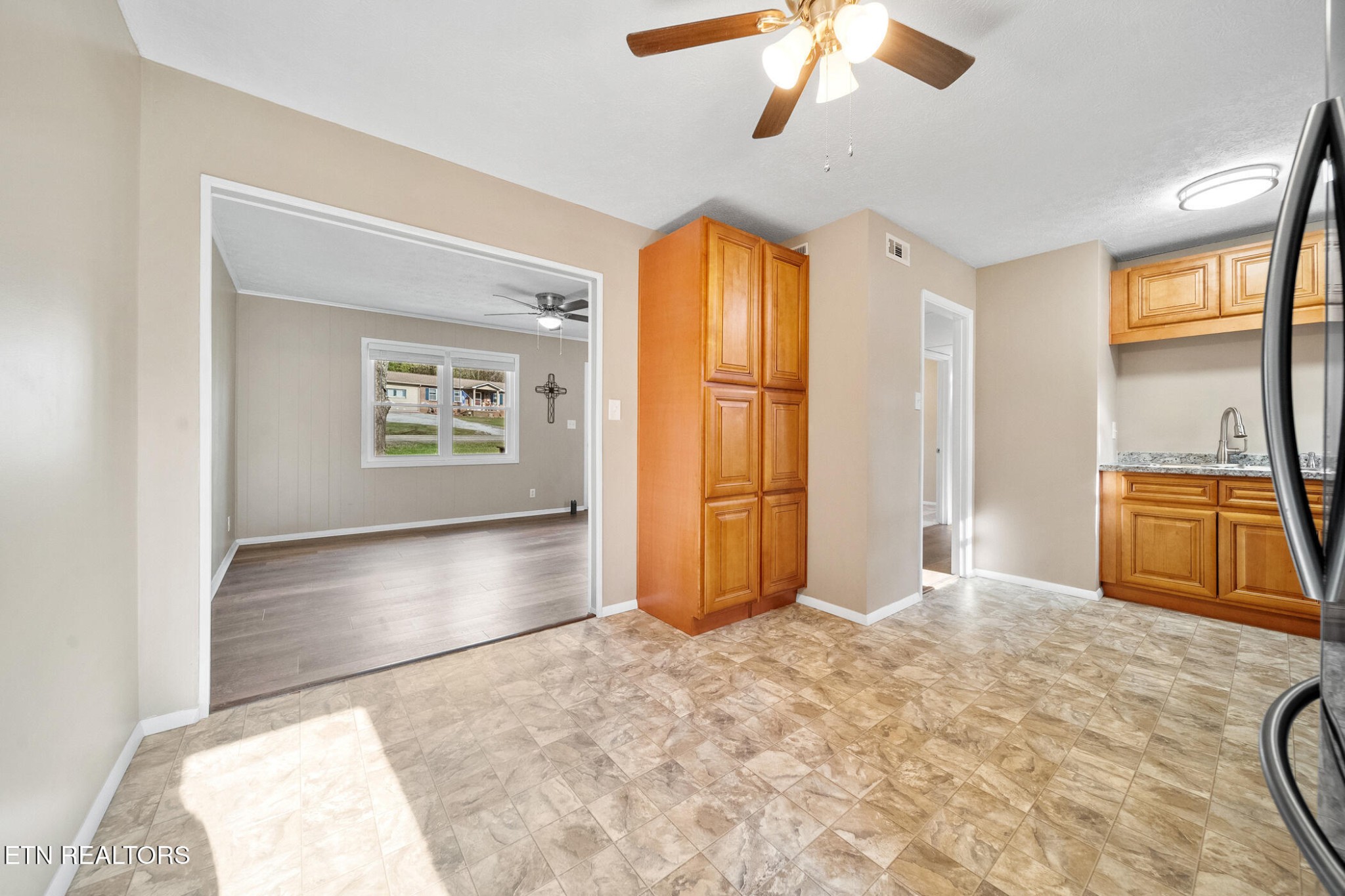 143 Wright Road Harriman, TN 37748 - Photo 6 of 38 Gallery Image 6
