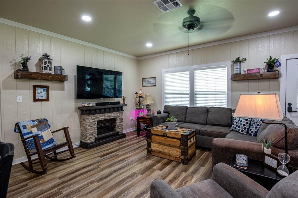 145 Satin Road Golinda, TX 76632 - Photo 5 of 28