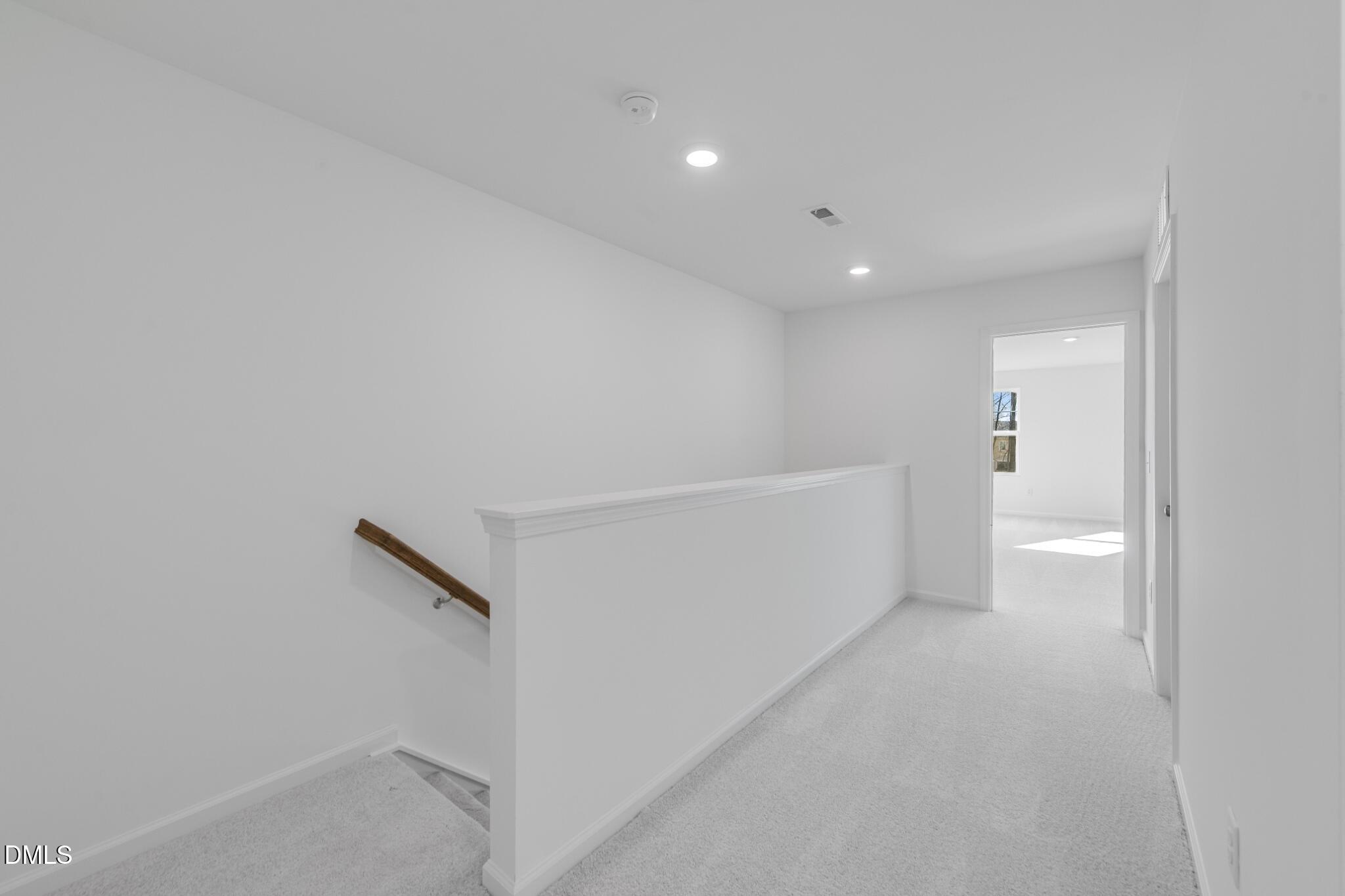 127 Tree Moss Court Rolesville, NC 27571 - Photo 21 of 30 SUN_ParkerRidge_Pic_CarsonII_QMI_30_Hall