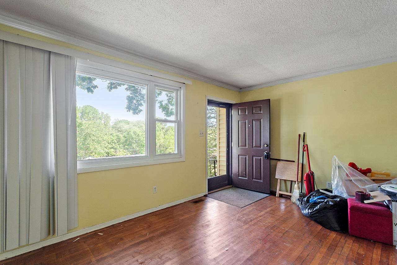 1917 Southgate Drive Raleigh, NC 27610 - Photo 5 of 26 Photo 5
