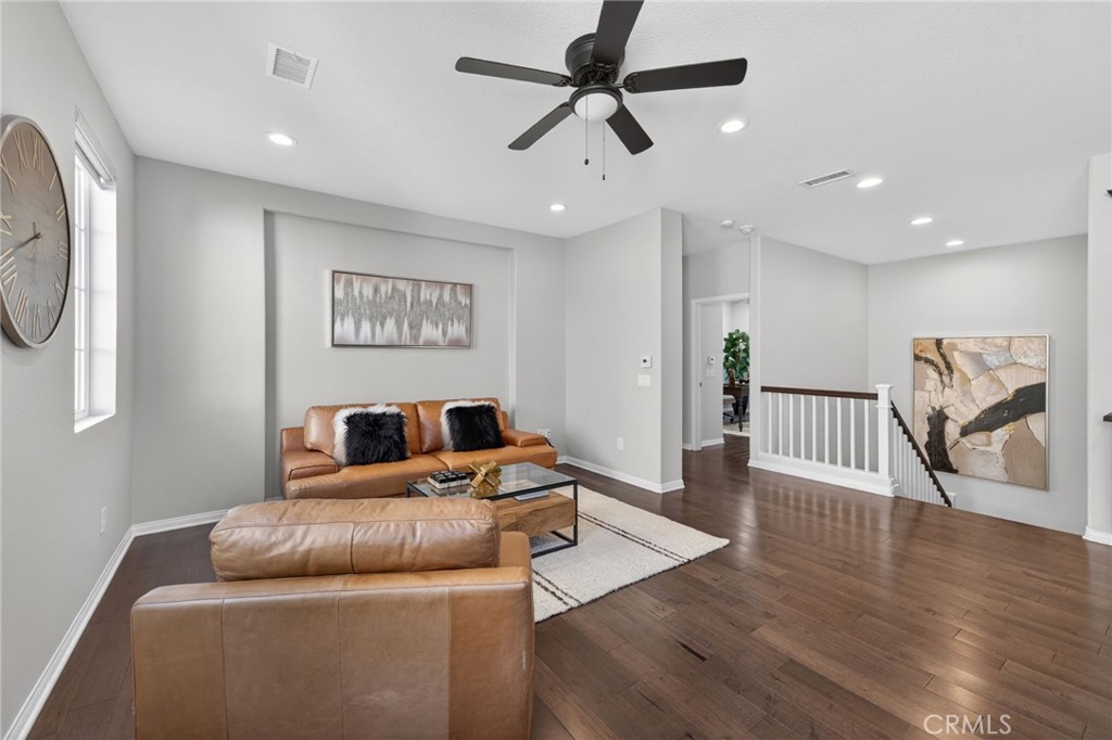 20800 Campania Lane Porter Ranch, CA 91326 - Photo 30 of 70