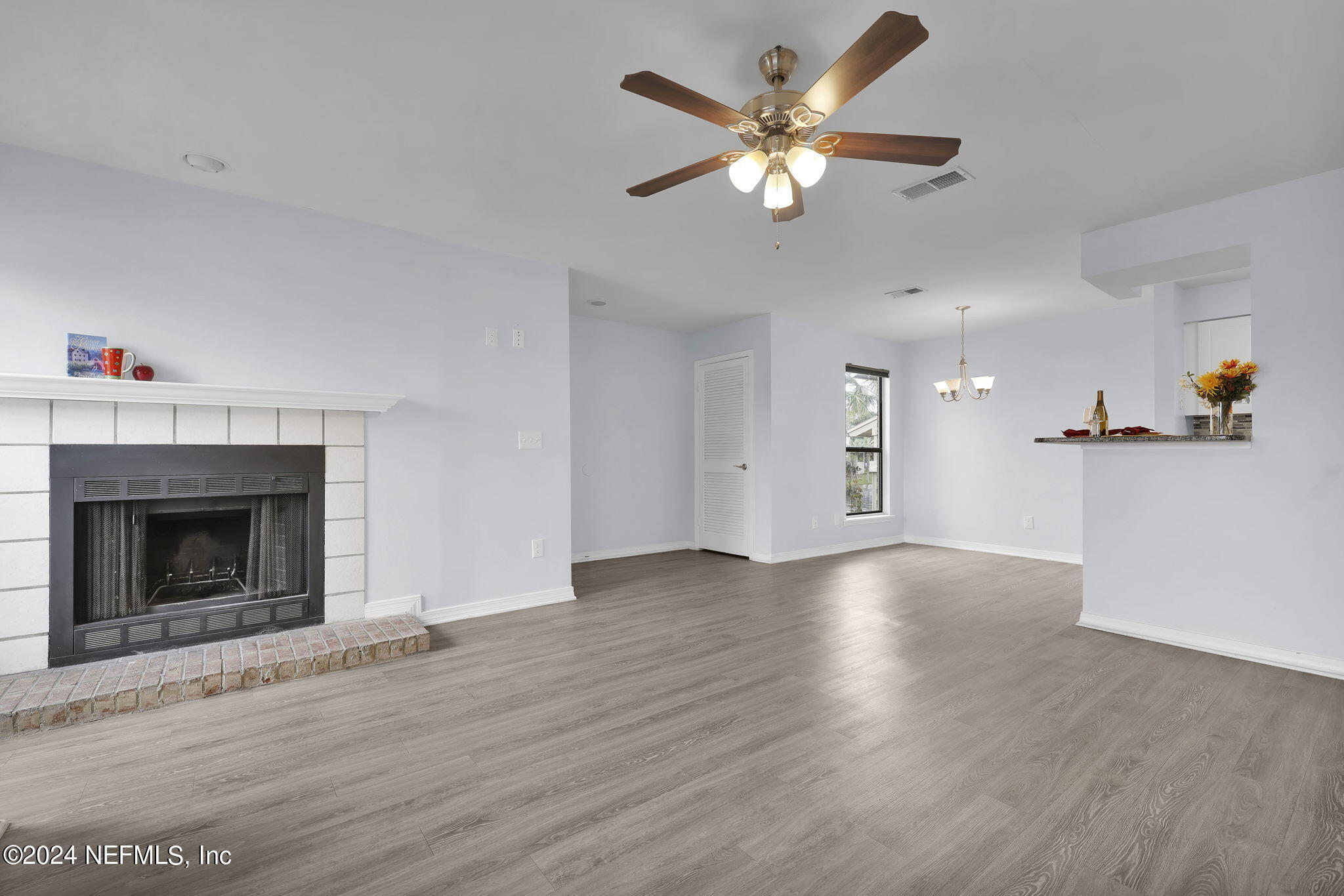 10200 Belle Rive Boulevard, Unit 254 Jacksonville, FL 32256 - Photo 12 of 59 13-web-or-mls-10200 Belle Rive_013