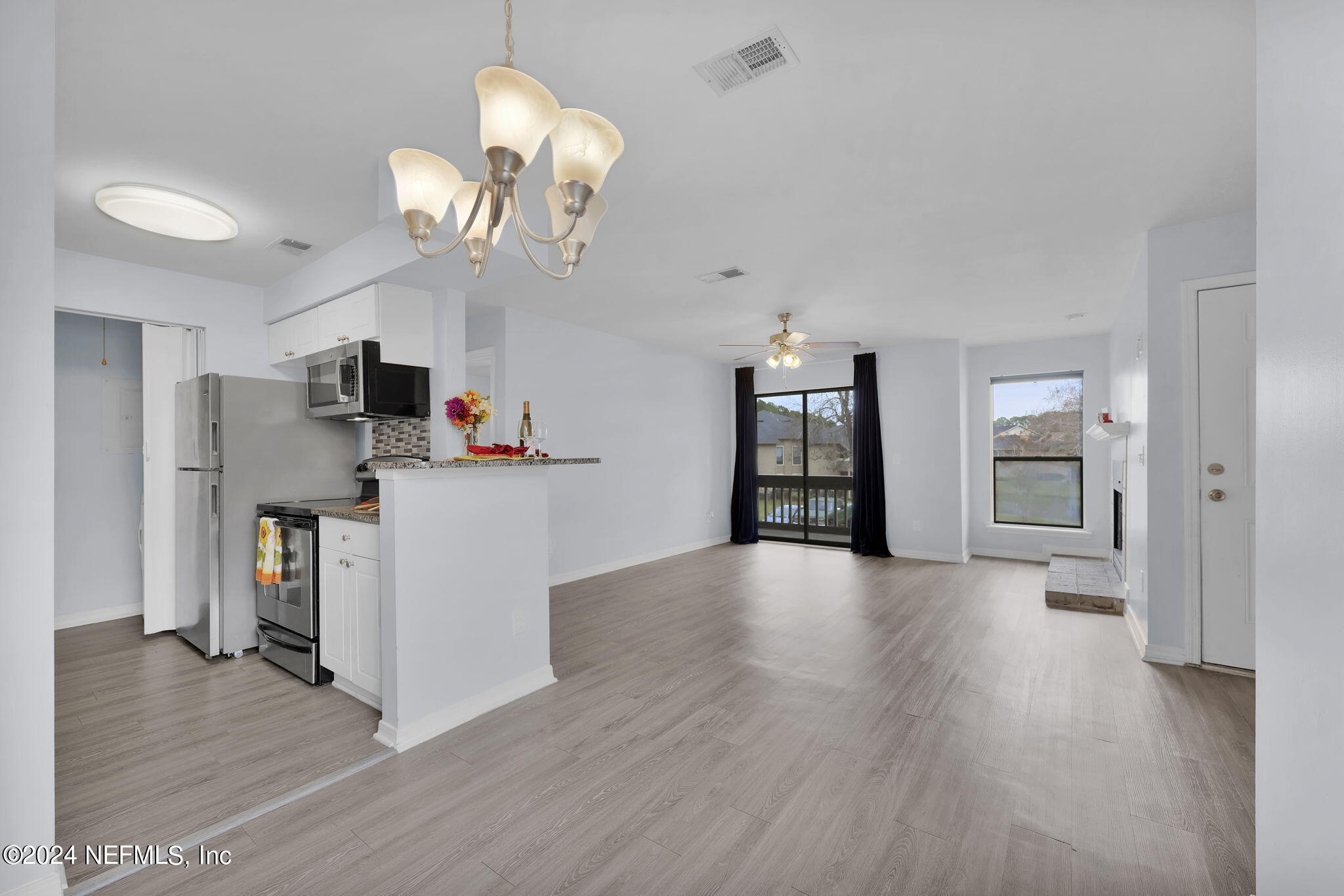 10200 Belle Rive Boulevard, Unit 254 Jacksonville, FL 32256 - Photo 15 of 59 17-web-or-mls-10200 Belle Rive_017