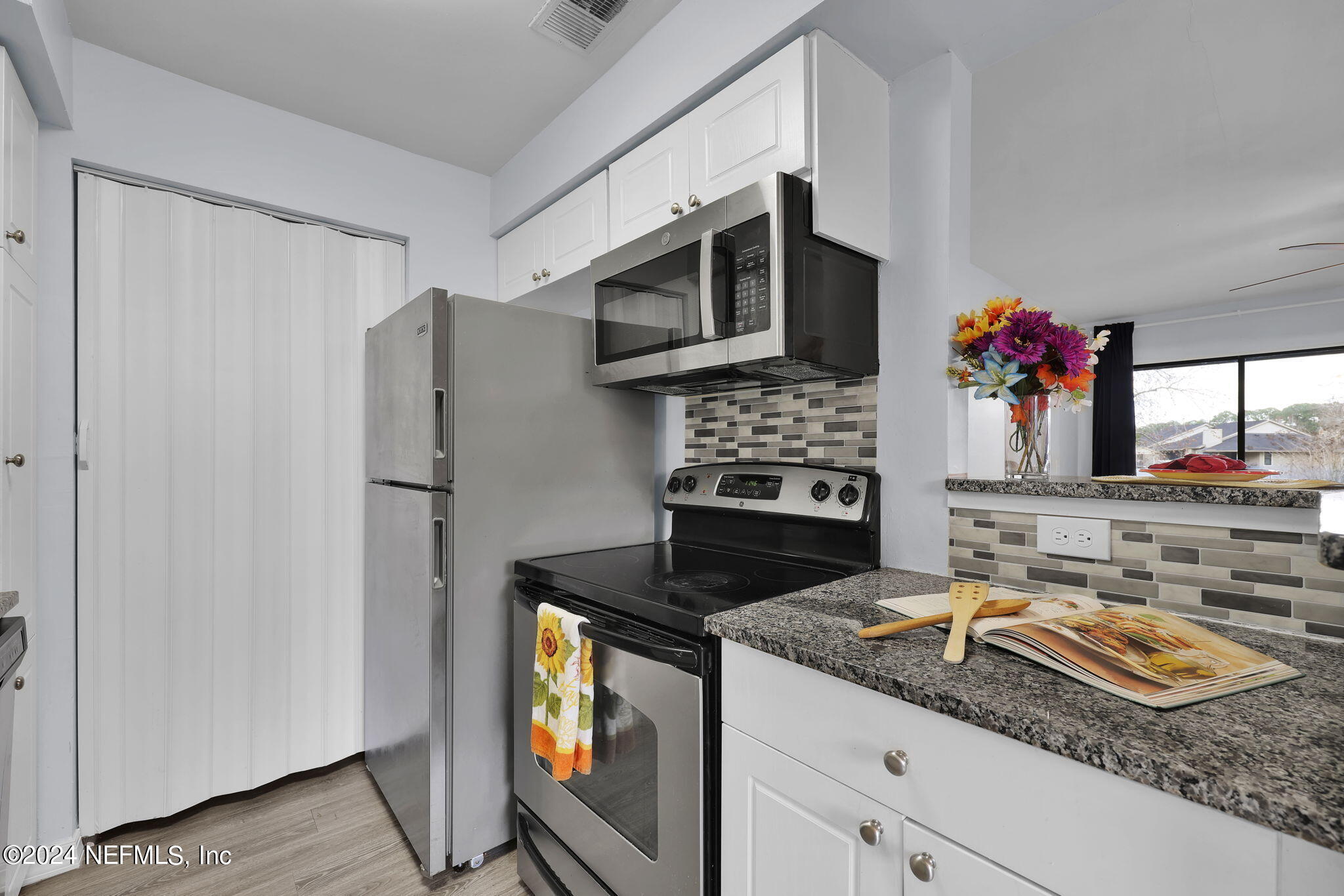 10200 Belle Rive Boulevard, Unit 254 Jacksonville, FL 32256 - Photo 21 of 59 20-web-or-mls-10200 Belle Rive_020