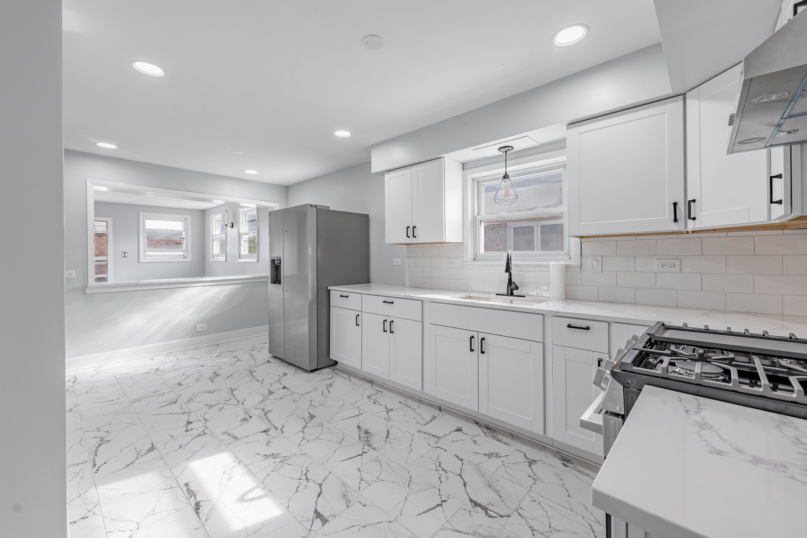 4236 West 78th Street Chicago, IL 60652 - Photo 8 of 30