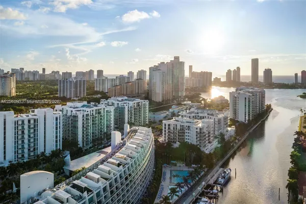 $4,100 | 2950 Northeast 188th Street, Unit 406, Aventura, FL 33180