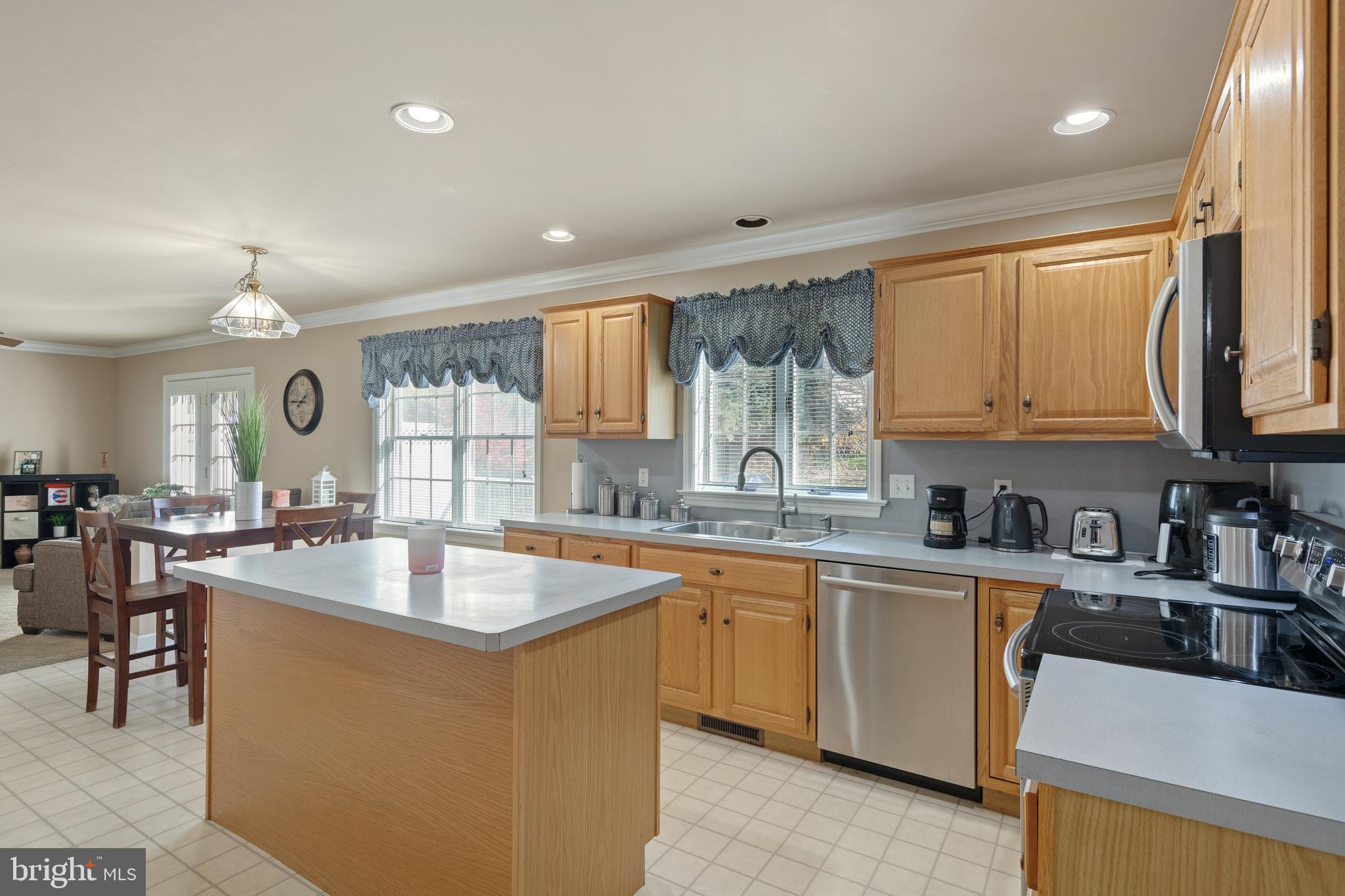 735 Oxford Road Lancaster, PA 17601 - Photo 13 of 42 Gallery Image 13