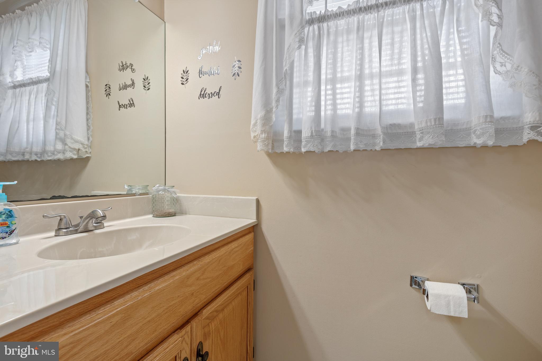 735 Oxford Road Lancaster, PA 17601 - Photo 21 of 42 Gallery Image 21