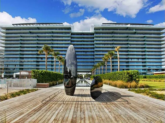 $5,590,000 | 350 Ocean Drive, Unit 406N, Key Biscayne, FL 33149