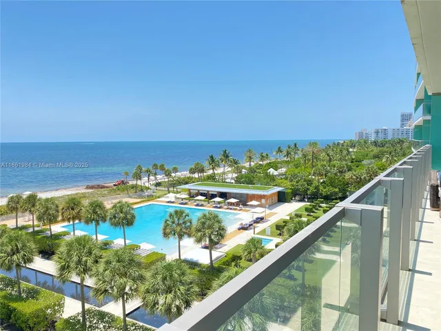 $5,590,000 | 350 Ocean Drive, Unit 406N, Key Biscayne, FL 33149
